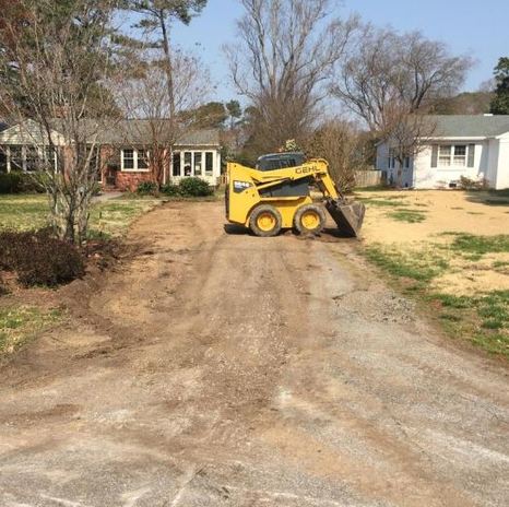 preparing-to-repave-and-sealcoat-a-driveway-in-Mobile